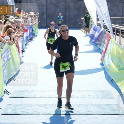 10.08.2025 - GEWOBA Citytriathlon Bremen H.Heesch http://msf.ph/oto/8557542 10.08.2025 15:37:15 Ziel 9, 359, 459, 504 meine-sportfotos.de