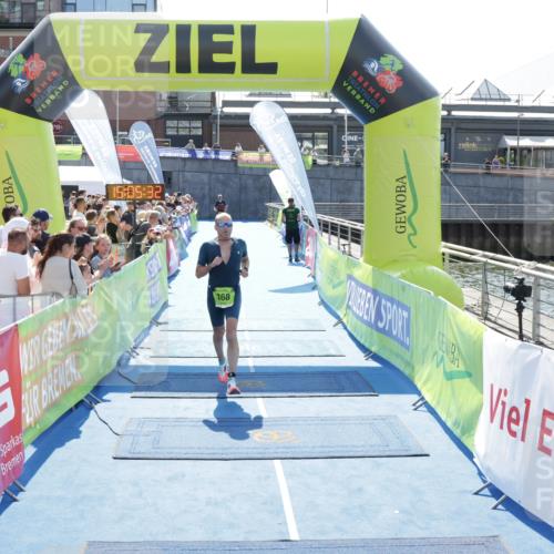 10.08.2025 - GEWOBA Citytriathlon Bremen H.Heesch http://msf.ph/oto/8557560 10.08.2025 15:05:36 Ziel 268 meine-sportfotos.de
