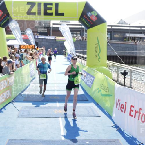 10.08.2025 - GEWOBA Citytriathlon Bremen H.Heesch http://msf.ph/oto/8557573 10.08.2025 15:37:31 Ziel 336, 342, 373, 374, 473 meine-sportfotos.de