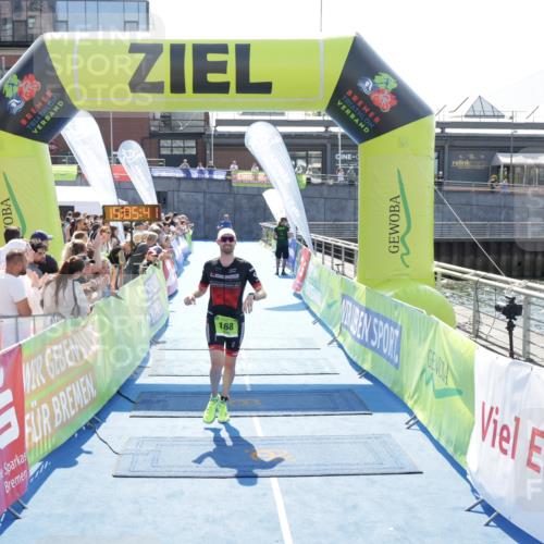 10.08.2025 - GEWOBA Citytriathlon Bremen H.Heesch http://msf.ph/oto/8557580 10.08.2025 15:05:45 Ziel 25, 168 meine-sportfotos.de