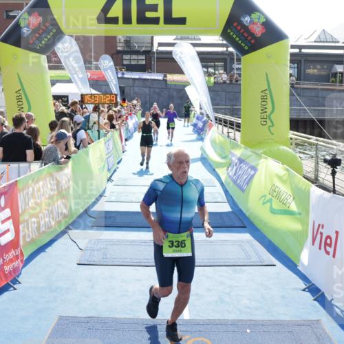 10.08.2025 - GEWOBA Citytriathlon Bremen H.Heesch http://msf.ph/oto/8557581 10.08.2025 15:37:33 Ziel 336, 342, 373, 374, 473 meine-sportfotos.de