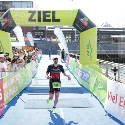 10.08.2025 - GEWOBA Citytriathlon Bremen H.Heesch http://msf.ph/oto/8557584 10.08.2025 15:05:46 Ziel 25, 168 meine-sportfotos.de