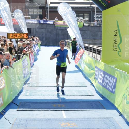 10.08.2025 - GEWOBA Citytriathlon Bremen H.Heesch http://msf.ph/oto/8557595 10.08.2025 15:05:50 Ziel 25, 168 meine-sportfotos.de