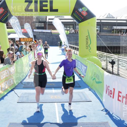 10.08.2025 - GEWOBA Citytriathlon Bremen H.Heesch http://msf.ph/oto/8557596 10.08.2025 15:37:38 Ziel 157, 336, 342, 373, 374, 473 meine-sportfotos.de