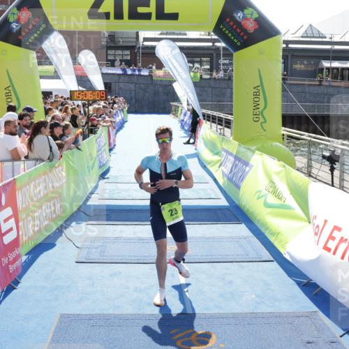 10.08.2025 - GEWOBA Citytriathlon Bremen H.Heesch http://msf.ph/oto/8557617 10.08.2025 15:06:13 Ziel 23 meine-sportfotos.de