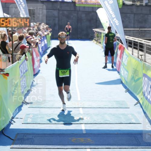 10.08.2025 - GEWOBA Citytriathlon Bremen H.Heesch http://msf.ph/oto/8557625 10.08.2025 15:06:48 Ziel 107 meine-sportfotos.de