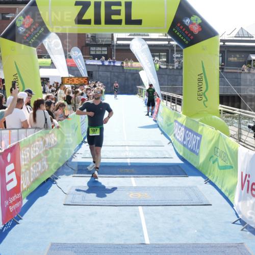 10.08.2025 - GEWOBA Citytriathlon Bremen H.Heesch http://msf.ph/oto/8557631 10.08.2025 15:06:49 Ziel 107 meine-sportfotos.de