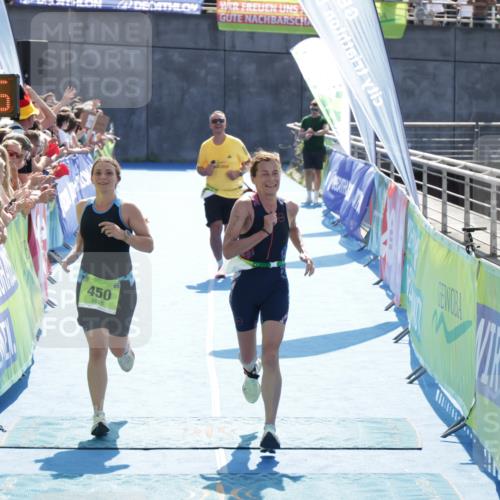 10.08.2025 - GEWOBA Citytriathlon Bremen H.Heesch http://msf.ph/oto/8557632 10.08.2025 15:38:09 Ziel 231, 318, 450, 524 meine-sportfotos.de