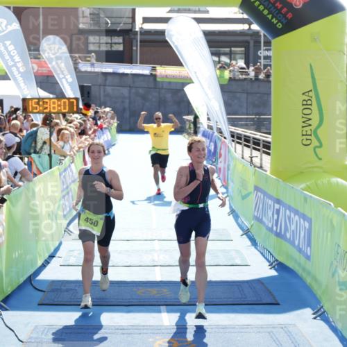 10.08.2025 - GEWOBA Citytriathlon Bremen H.Heesch http://msf.ph/oto/8557639 10.08.2025 15:38:11 Ziel 231, 318, 450, 524 meine-sportfotos.de