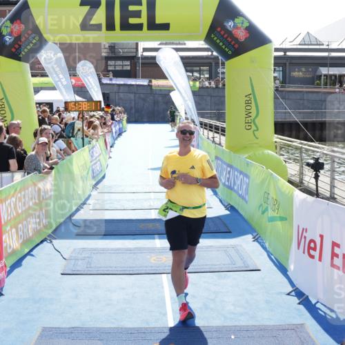 10.08.2025 - GEWOBA Citytriathlon Bremen H.Heesch http://msf.ph/oto/8557659 10.08.2025 15:38:15 Ziel 231, 450, 524 meine-sportfotos.de