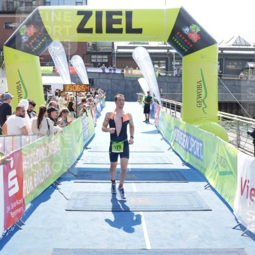 10.08.2025 - GEWOBA Citytriathlon Bremen H.Heesch http://msf.ph/oto/8557660 10.08.2025 15:06:58 Ziel 175 meine-sportfotos.de