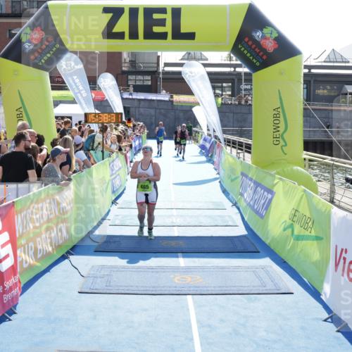 10.08.2025 - GEWOBA Citytriathlon Bremen H.Heesch http://msf.ph/oto/8557678 10.08.2025 15:38:35 Ziel 332, 379, 465 meine-sportfotos.de