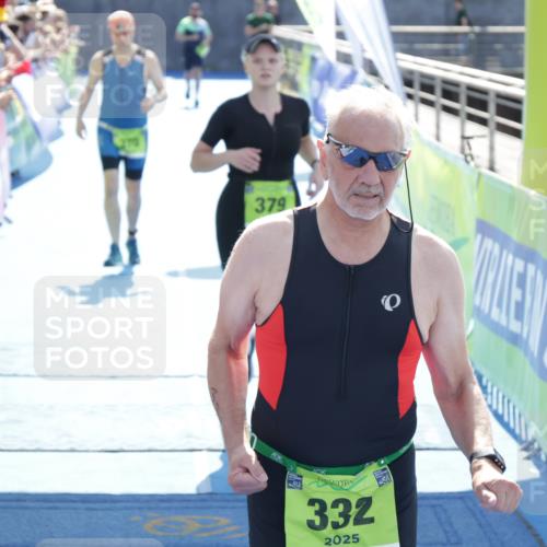 10.08.2025 - GEWOBA Citytriathlon Bremen H.Heesch http://msf.ph/oto/8557701 10.08.2025 15:38:40 Ziel 270, 332, 379, 465 meine-sportfotos.de