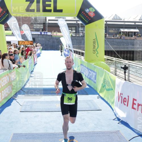 10.08.2025 - GEWOBA Citytriathlon Bremen H.Heesch http://msf.ph/oto/8557716 10.08.2025 15:08:28 Ziel 96 meine-sportfotos.de