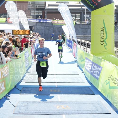 10.08.2025 - GEWOBA Citytriathlon Bremen H.Heesch http://msf.ph/oto/8557734 10.08.2025 15:08:52 Ziel 2, 82 meine-sportfotos.de