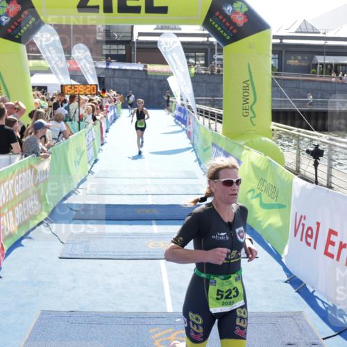10.08.2025 - GEWOBA Citytriathlon Bremen H.Heesch http://msf.ph/oto/8557761 10.08.2025 15:39:24 Ziel 510, 523 meine-sportfotos.de