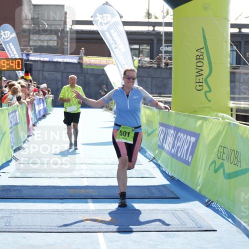 10.08.2025 - GEWOBA Citytriathlon Bremen H.Heesch http://msf.ph/oto/8557782 10.08.2025 15:39:44 Ziel 305, 428, 501 meine-sportfotos.de