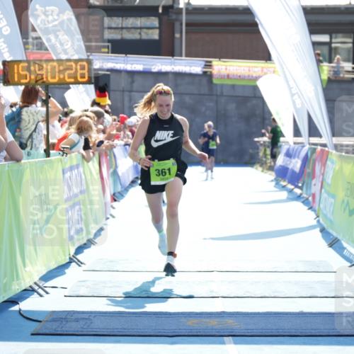 10.08.2025 - GEWOBA Citytriathlon Bremen H.Heesch http://msf.ph/oto/8557812 10.08.2025 15:40:32 Ziel 361, 511 meine-sportfotos.de