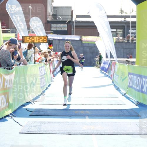 10.08.2025 - GEWOBA Citytriathlon Bremen H.Heesch http://msf.ph/oto/8557813 10.08.2025 15:40:33 Ziel 361, 511 meine-sportfotos.de