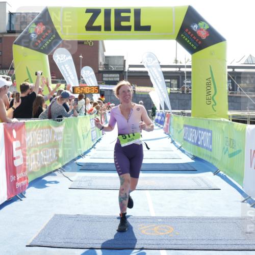 10.08.2025 - GEWOBA Citytriathlon Bremen H.Heesch http://msf.ph/oto/8557824 10.08.2025 15:40:39 Ziel 316, 361, 511 meine-sportfotos.de