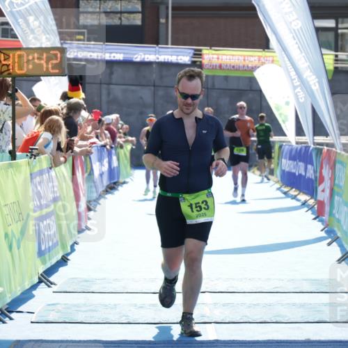 10.08.2025 - GEWOBA Citytriathlon Bremen H.Heesch http://msf.ph/oto/8557832 10.08.2025 15:40:46 Ziel 153, 316, 509 meine-sportfotos.de