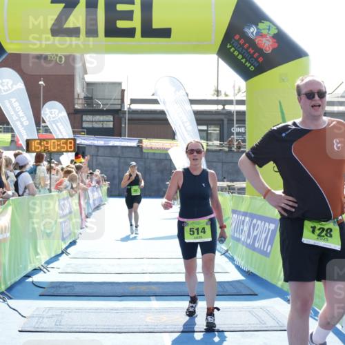 10.08.2025 - GEWOBA Citytriathlon Bremen H.Heesch http://msf.ph/oto/8557850 10.08.2025 15:41:02 Ziel 128, 158, 366, 381, 514 meine-sportfotos.de