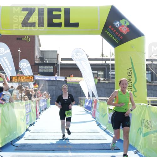 10.08.2025 - GEWOBA Citytriathlon Bremen H.Heesch http://msf.ph/oto/8557892 10.08.2025 15:42:13 Ziel 508, 512 meine-sportfotos.de