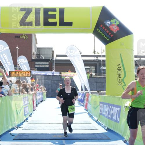 10.08.2025 - GEWOBA Citytriathlon Bremen H.Heesch http://msf.ph/oto/8557894 10.08.2025 15:42:13 Ziel 508, 512 meine-sportfotos.de