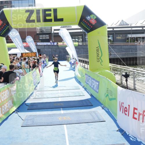 10.08.2025 - GEWOBA Citytriathlon Bremen H.Heesch http://msf.ph/oto/8557943 10.08.2025 15:43:36 Ziel 345 meine-sportfotos.de