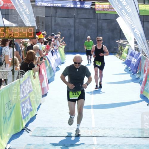 10.08.2025 - GEWOBA Citytriathlon Bremen H.Heesch http://msf.ph/oto/8557964 10.08.2025 15:43:53 Ziel 276, 315, 414, 425, 489 meine-sportfotos.de