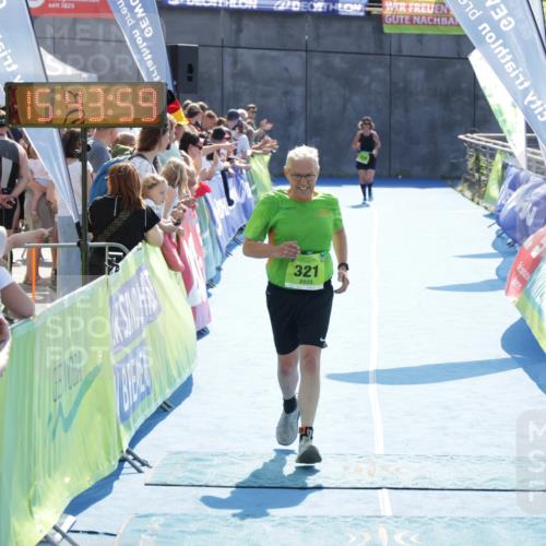 10.08.2025 - GEWOBA Citytriathlon Bremen H.Heesch http://msf.ph/oto/8557974 10.08.2025 15:44:03 Ziel 276, 321 meine-sportfotos.de