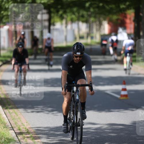 10.08.2025 - GEWOBA Citytriathlon Bremen Yannick Fuchs http://msf.ph/oto/8557989 10.08.2025 12:28:33 Radfahren 612, 622, 625, 629, 732, 812, 816, 828, 941, 980, 981 meine-sportfotos.de