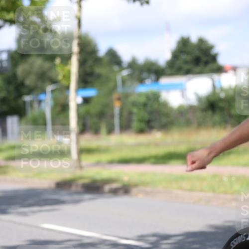 10.08.2025 - GEWOBA Citytriathlon Bremen Yannick Fuchs http://msf.ph/oto/8558264 10.08.2025 12:31:23 Radfahren 564, 575, 616, 621, 630, 649, 753, 788, 793, 801, 863, 894, 905 meine-sportfotos.de