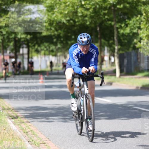 10.08.2025 - GEWOBA Citytriathlon Bremen Yannick Fuchs http://msf.ph/oto/8558277 10.08.2025 12:31:28 Radfahren 564, 575, 616, 630, 649, 655, 753, 788, 793, 863, 894, 905, 950 meine-sportfotos.de