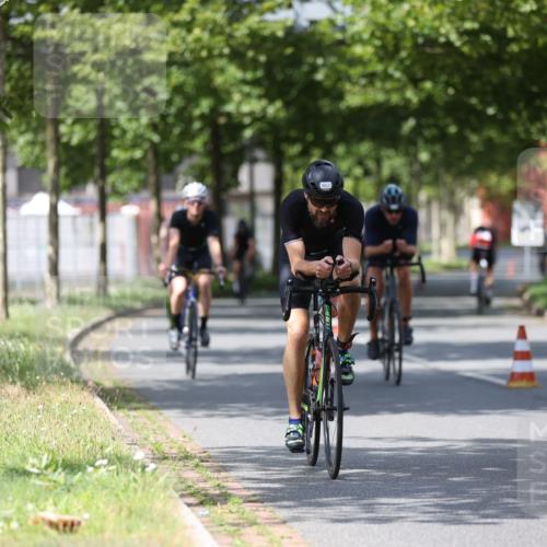 10.08.2025 - GEWOBA Citytriathlon Bremen Yannick Fuchs http://msf.ph/oto/8558286 10.08.2025 12:31:31 Radfahren 564, 575, 616, 630, 649, 654, 655, 788, 793, 863, 894, 905, 950 meine-sportfotos.de