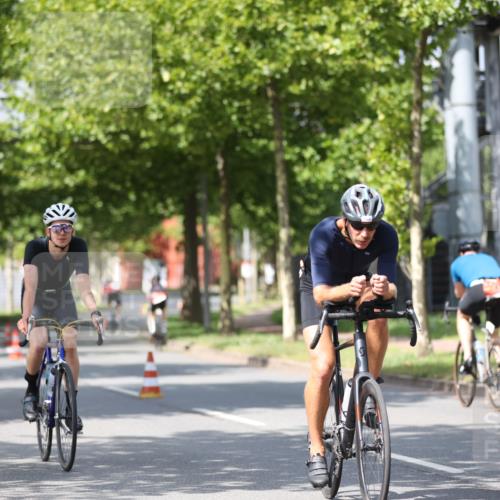 10.08.2025 - GEWOBA Citytriathlon Bremen Yannick Fuchs http://msf.ph/oto/8558294 10.08.2025 12:31:33 Radfahren 564, 616, 649, 654, 655, 788, 793, 863, 894, 905, 950 meine-sportfotos.de
