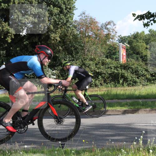10.08.2025 - GEWOBA Citytriathlon Bremen Yannick Fuchs http://msf.ph/oto/8558454 10.08.2025 10:31:19 Radfahren 363, 387, 434 meine-sportfotos.de