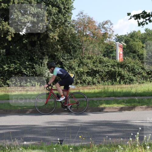 10.08.2025 - GEWOBA Citytriathlon Bremen Yannick Fuchs http://msf.ph/oto/8558463 10.08.2025 10:31:28 Radfahren 363, 387, 434 meine-sportfotos.de