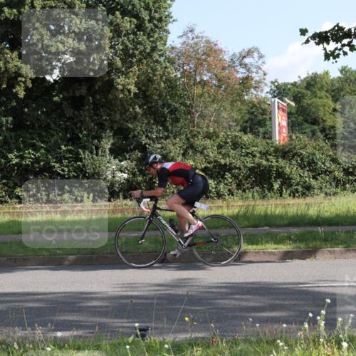 10.08.2025 - GEWOBA Citytriathlon Bremen Yannick Fuchs http://msf.ph/oto/8558480 10.08.2025 10:31:40 Radfahren  meine-sportfotos.de