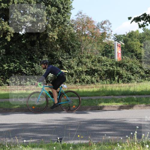 10.08.2025 - GEWOBA Citytriathlon Bremen Yannick Fuchs http://msf.ph/oto/8558513 10.08.2025 10:32:03 Radfahren 205, 370, 405, 407, 508 meine-sportfotos.de