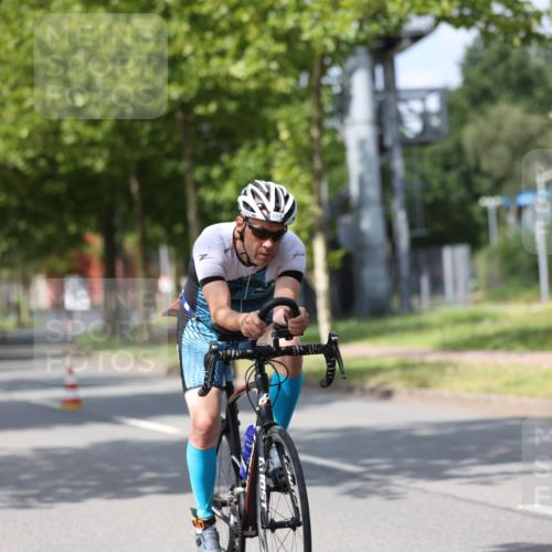 10.08.2025 - GEWOBA Citytriathlon Bremen Yannick Fuchs http://msf.ph/oto/8558614 10.08.2025 12:33:46 Radfahren 560, 635, 741, 856, 858, 895 meine-sportfotos.de