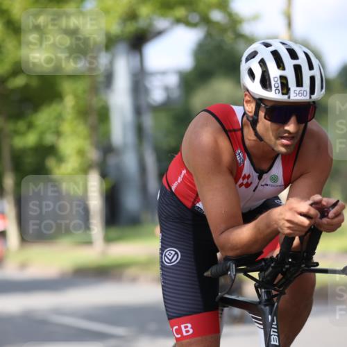 10.08.2025 - GEWOBA Citytriathlon Bremen Yannick Fuchs http://msf.ph/oto/8558625 10.08.2025 12:33:49 Radfahren 560, 635, 637, 741, 856, 858, 867, 895 meine-sportfotos.de