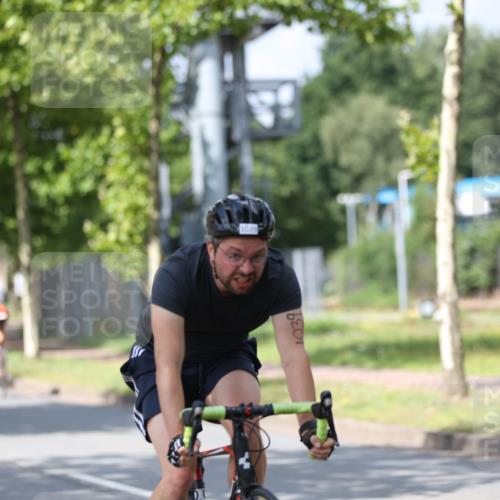 10.08.2025 - GEWOBA Citytriathlon Bremen Yannick Fuchs http://msf.ph/oto/8558861 10.08.2025 12:35:24 Radfahren 579, 642, 719, 742, 783, 833, 919, 973, 977, 1039 meine-sportfotos.de