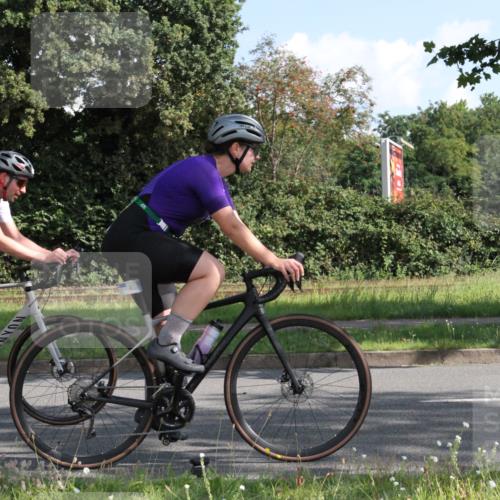 10.08.2025 - GEWOBA Citytriathlon Bremen Yannick Fuchs http://msf.ph/oto/8558897 10.08.2025 10:35:05 Radfahren 29, 147, 181, 241, 379, 382, 393, 404, 413, 444, 445, 461 meine-sportfotos.de