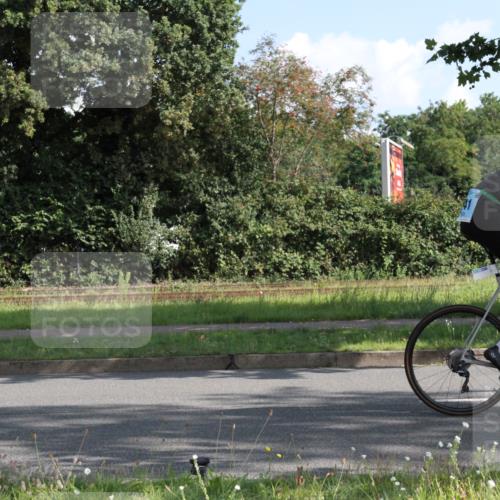 10.08.2025 - GEWOBA Citytriathlon Bremen Yannick Fuchs http://msf.ph/oto/8558901 10.08.2025 10:35:06 Radfahren 29, 147, 181, 241, 379, 382, 393, 404, 444, 445, 461 meine-sportfotos.de