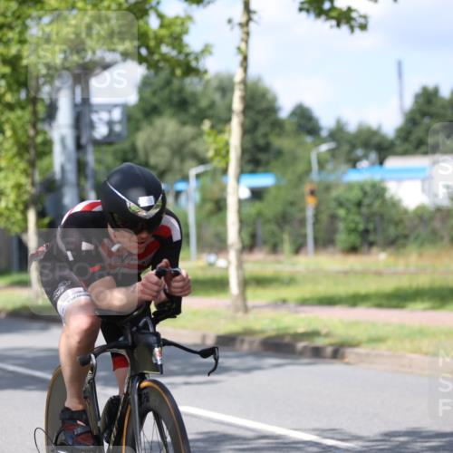 10.08.2025 - GEWOBA Citytriathlon Bremen Yannick Fuchs http://msf.ph/oto/8558998 10.08.2025 12:36:25 Radfahren 565, 582, 599, 639, 759, 766, 789, 790, 794, 872 meine-sportfotos.de
