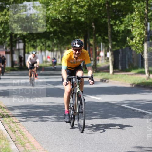 10.08.2025 - GEWOBA Citytriathlon Bremen Yannick Fuchs http://msf.ph/oto/8559146 10.08.2025 12:38:08 Radfahren 618, 671, 761, 764, 782, 784, 825, 844, 853, 1018 meine-sportfotos.de