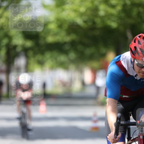 10.08.2025 - GEWOBA Citytriathlon Bremen Yannick Fuchs http://msf.ph/oto/8559214 10.08.2025 12:38:43 Radfahren 555, 634, 662, 720, 740, 762, 772, 797, 892, 940, 1019 meine-sportfotos.de