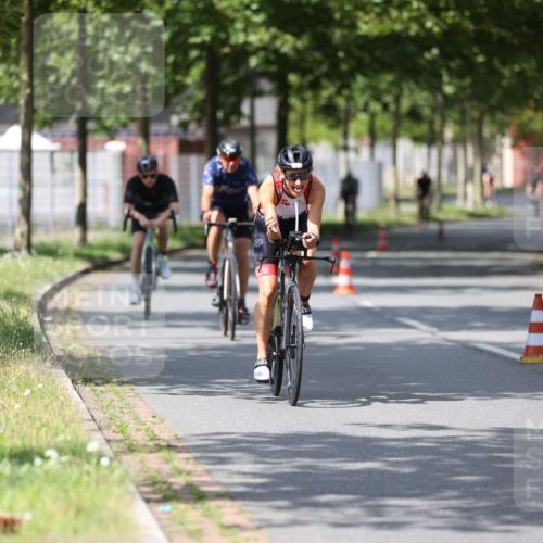 10.08.2025 - GEWOBA Citytriathlon Bremen Yannick Fuchs http://msf.ph/oto/8559285 10.08.2025 12:39:08 Radfahren 658, 696, 709, 729, 900, 969, 978, 1006 meine-sportfotos.de