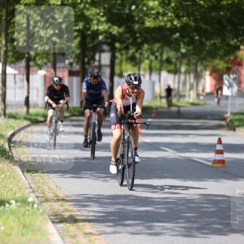 10.08.2025 - GEWOBA Citytriathlon Bremen Yannick Fuchs http://msf.ph/oto/8559286 10.08.2025 12:39:08 Radfahren 658, 696, 709, 729, 900, 969, 978, 1006 meine-sportfotos.de